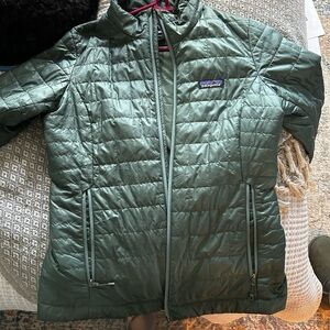 Patagonia Women's Forest Green Puffer Jacket